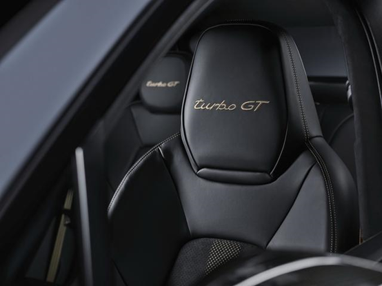 保时捷全新卡宴Turbo GT实图曝光 这外观太帅了