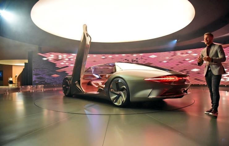 2035年的宾利长啥样？宾利EXP 100GT概念车给你答案