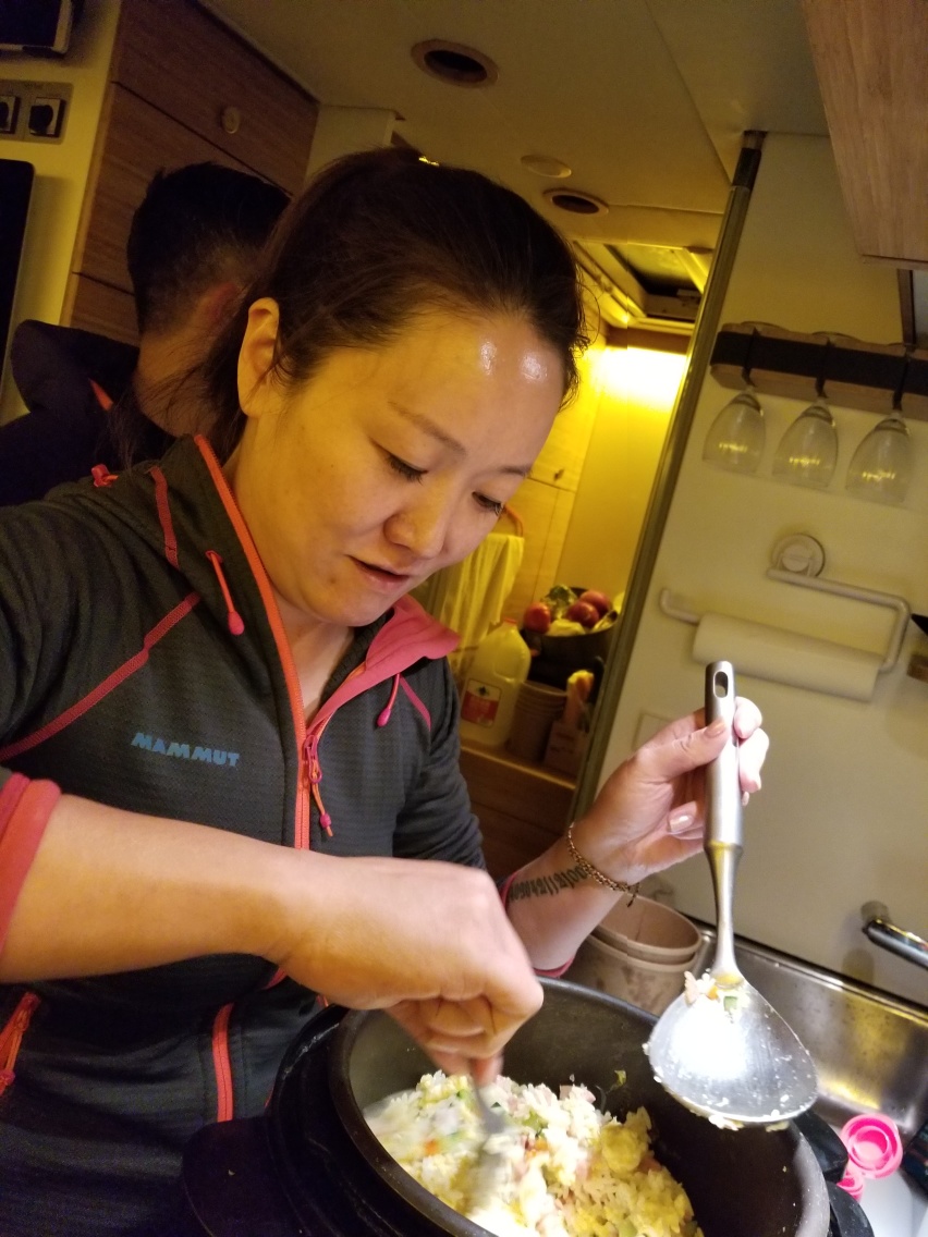 带着MAN卡与乌尼穿越哈拉湖无人区之旅～（下）逃离无人区~