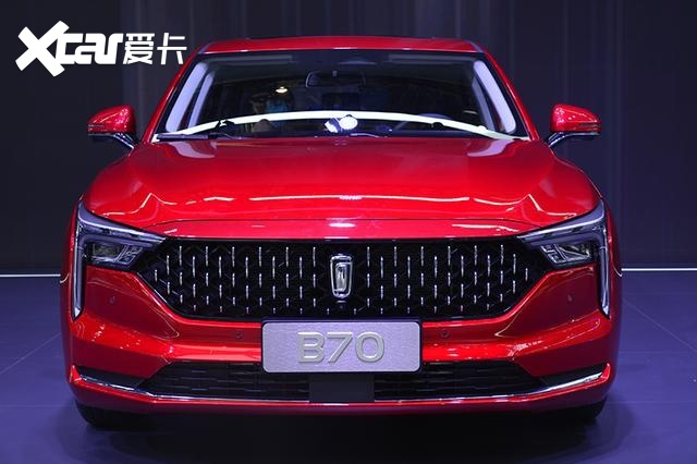 2020北京車展丨掀背造型/y字形大燈 全新奔騰b70亮相