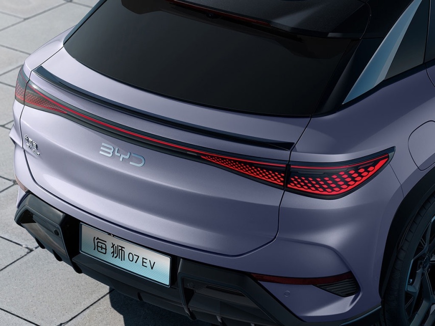 Model Y靠边！2930mm轴距中型SUV不到19万，4.2秒破百