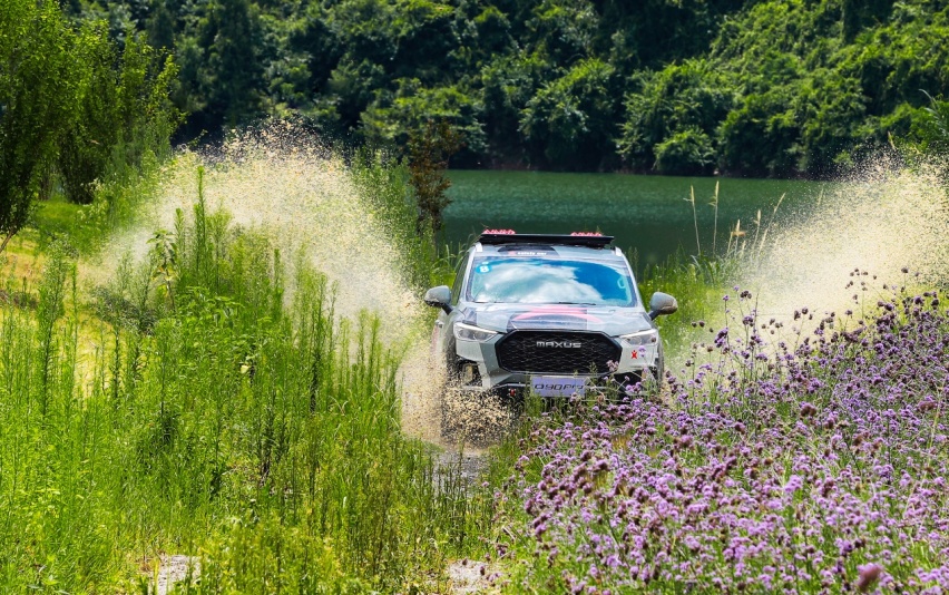 “烟花”过后，硬核挑战MAXUS D90 pro，硬汉也有柔情一面！