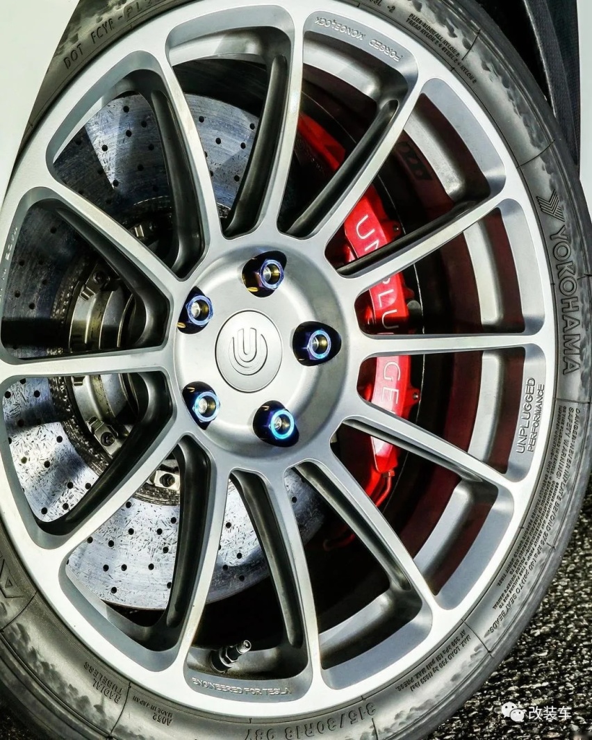 扬言刷新全美赛道纪录！赛化特斯拉Model 3有这个实力吗？