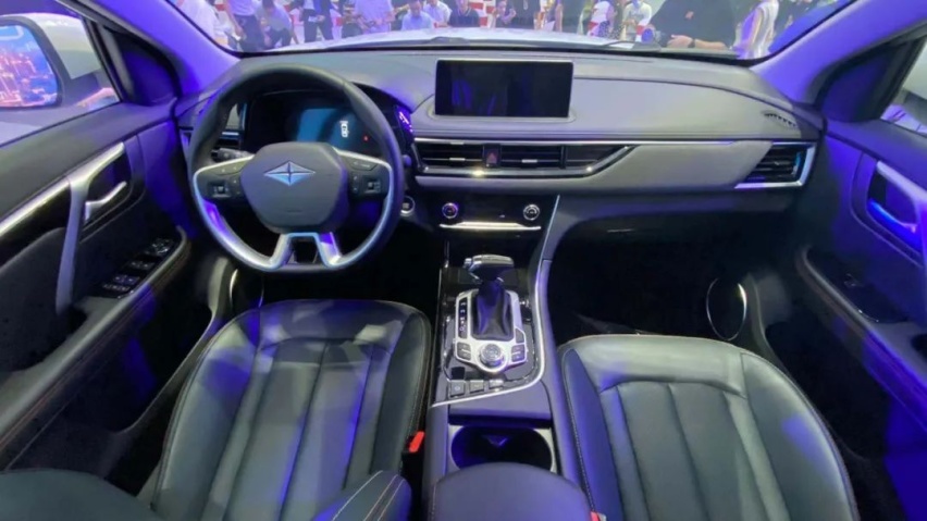 10万级大7座SUV，北汽瑞翔X5正式上市，7.38万元起