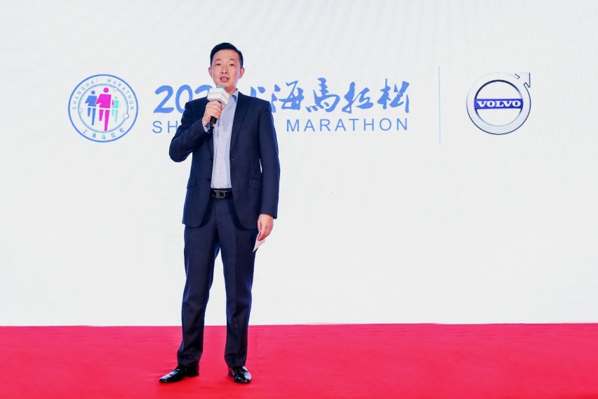 02 沃尔沃汽车大中华区经销商网络发展与质量、市场传播与公关负责人刘鹏先生致辞.jpeg