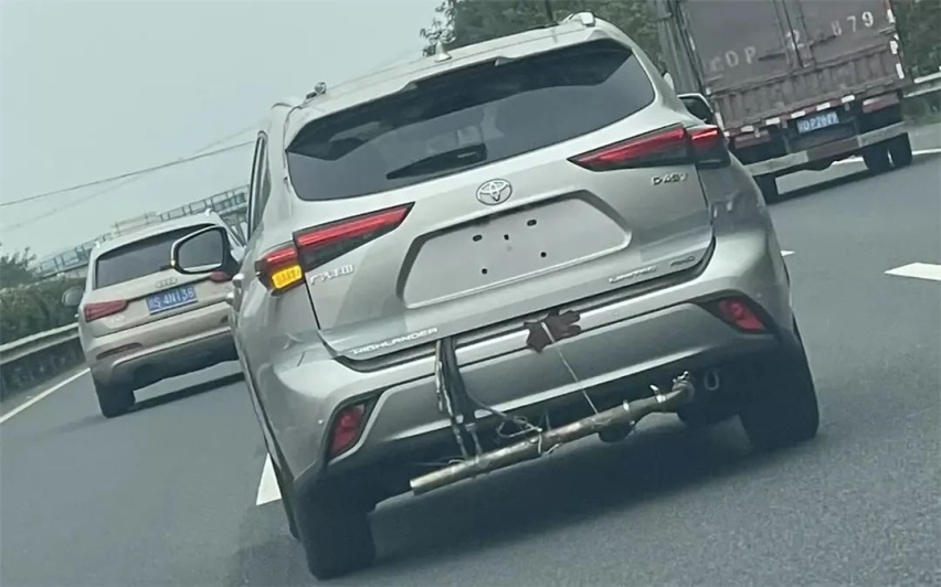 东风悦达起亚更名为起亚汽车、长安C385官图发布…丨今日车闻