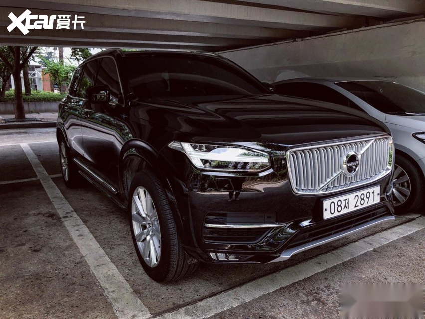 黑色的大气风格 沃尔沃xc90海外实车