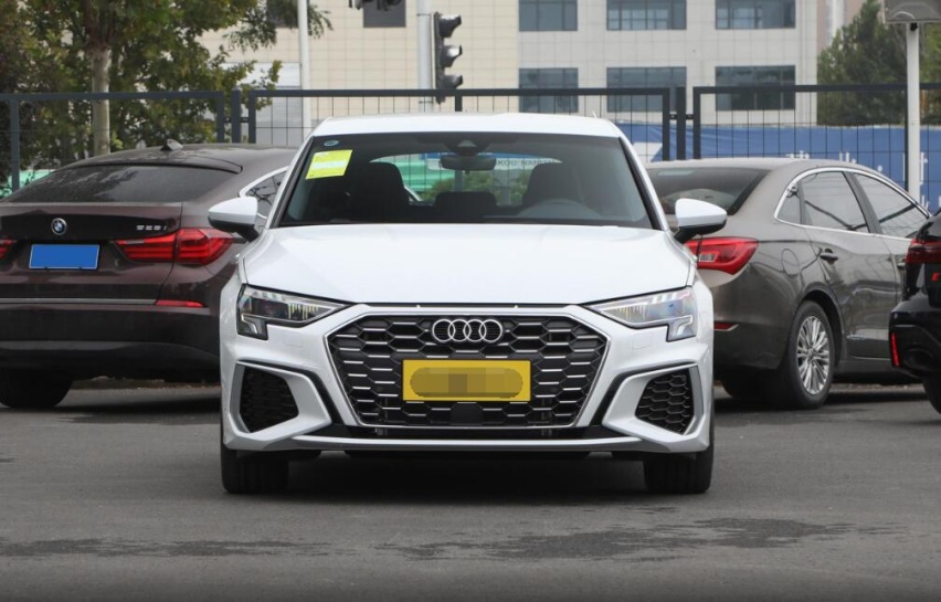 三款非常适合女神们开的车！综合实力强，性价比高，9万就能入手