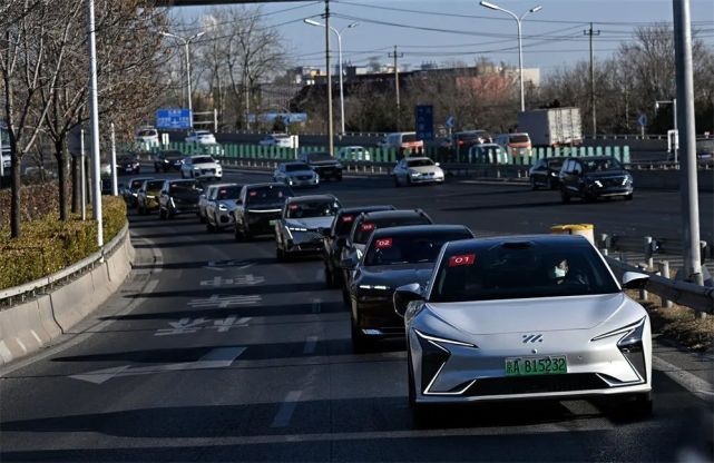 问界M7斩获2023年度智能座驾，面向Z世代的智能汽车年度推荐车单