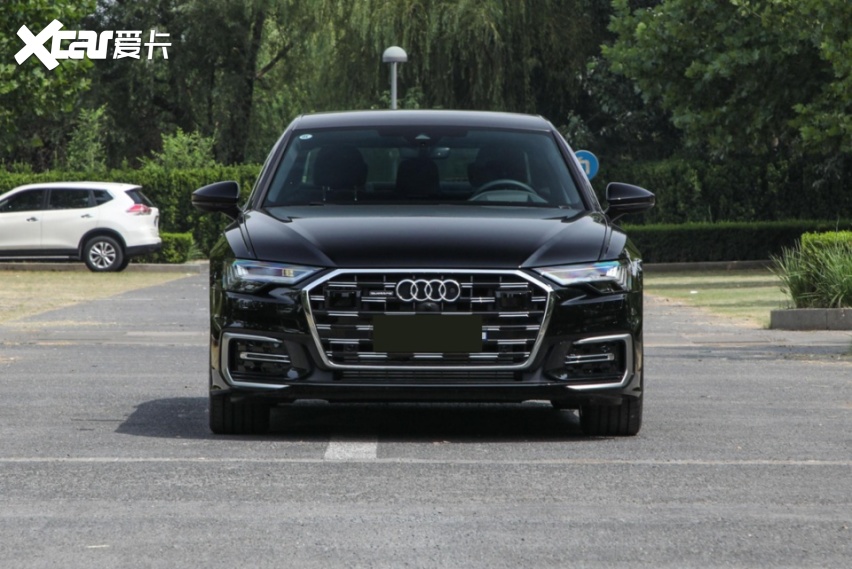 奥迪的“背水一战”！A6L下跌幅度达12.99万，值得入手吗？
