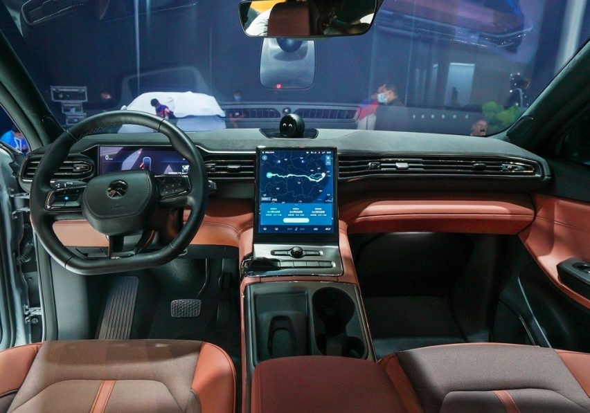 纯电轿跑SUV，售价不到Model X一半，试驾蔚来EC6