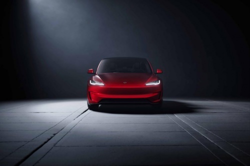 Model3高性能版33.59万元开启预售特斯拉全系高性能版车型已就位
