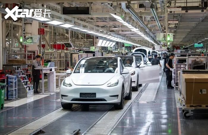 一边辟谣“卖中国”，一边庆祝1000万辆，特斯拉有点忙