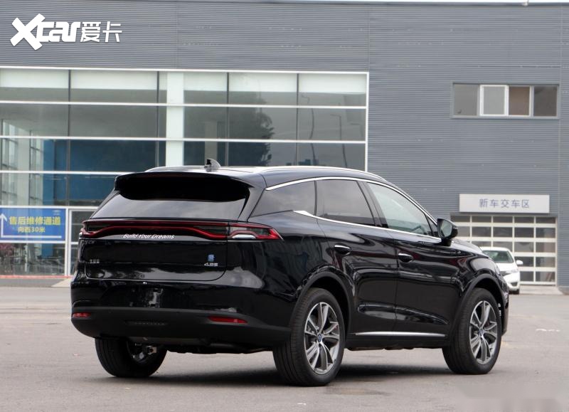 国人没白热捧它，高速从未见它飘，智能堪比XC60