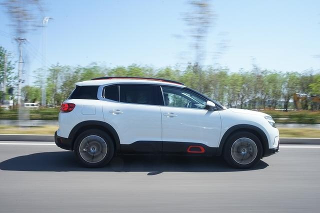 1.8T+8AT硬核国六 试驾天逸C5 AIRCROSS