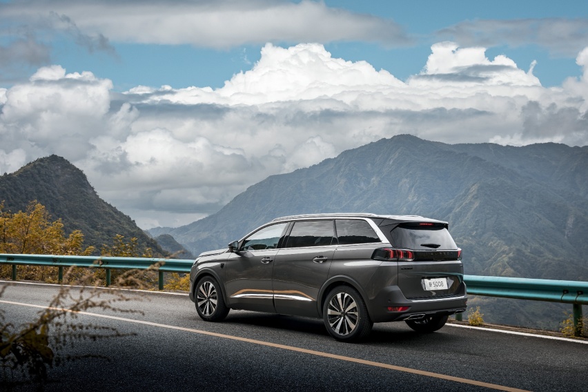 “国宝级SUV”标致新5008如何演绎法式优雅？