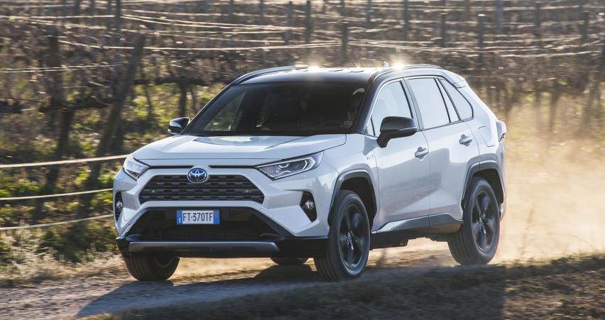 全新一代丰田RAV4荣放将于10月上市，部分车型预售价20万