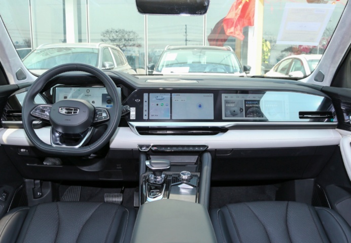 15万级SUV，2.0T-DHT可越野可电，二代大狗和星越L该怎么选