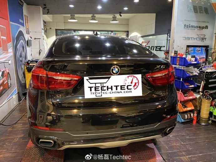 宝马新X6 35i改装刷ECU德国Techtec电脑程序升级