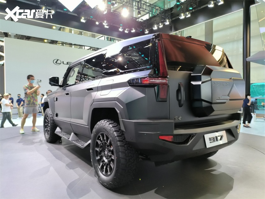 军改民越野车!这新车要做中国悍马 四电机都是小儿科?
