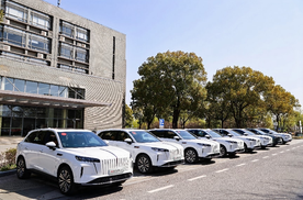 低成本高体验？不堆料照样能打！实测红旗HS6司南智驾