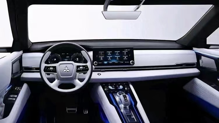 新一代帕杰罗实车曝光，搭载3.0 V6发动机，15年后终换代