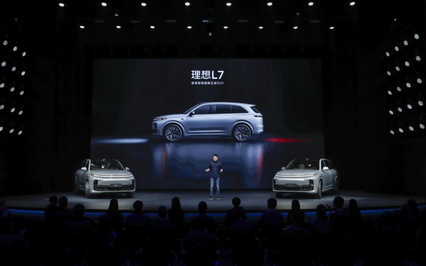 30万+新能源SUV又迎实力战将，理想L7 vs阿维塔11谁是王者？