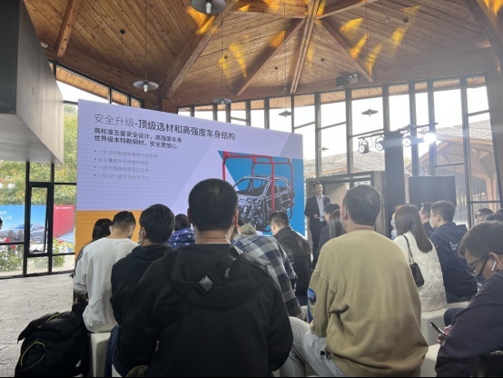 全新一代 瑞虎7 PLUS预售，A级SUV也开始“卷”了？