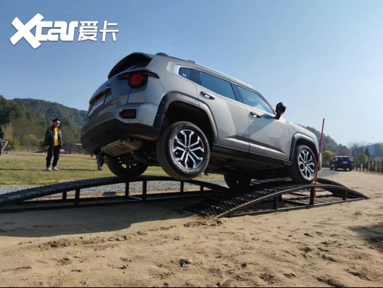不让越野流于形式 场地试驾哈弗二代大狗燃油版
