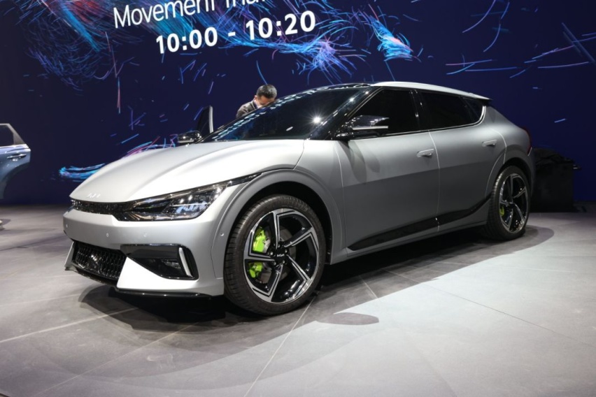 2021上海车展探馆丨EV6 GT实拍 性能感出众