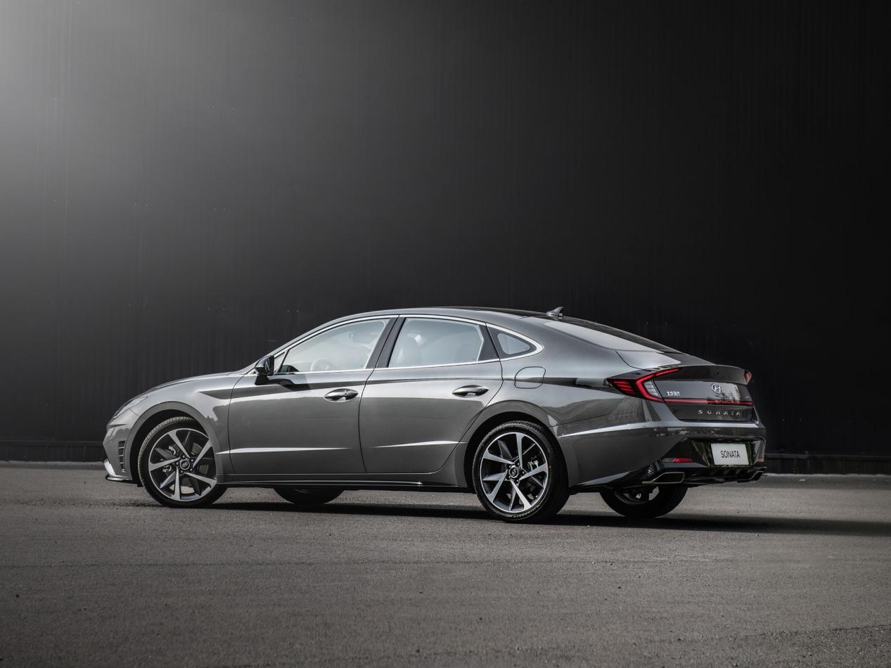 【伊兰特爱咖号文章】伊兰特驾驶感受_北京现代-爱卡汽车