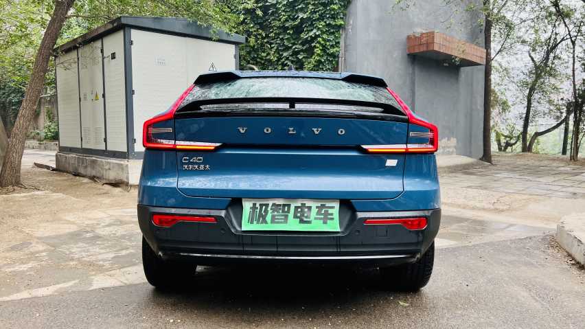 非传统纯电SUV，试驾沃尔沃C40四驱高性能版