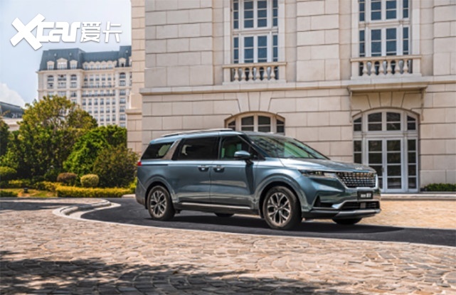 赛那、GL8最强队对手？全新起亚嘉华上市 ，28.89万起售