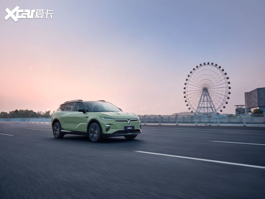 纯电家用SUV，选超长续航有快充的岚图知音？还是可换电的乐道L60？