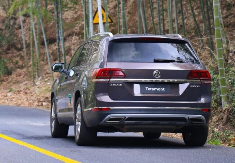 家用中大型七座SUV，福特探险者和大众途昂怎么选？