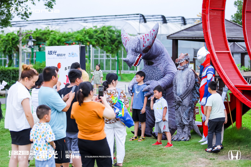 东风Honda猎光e:NS2宁波区域上市巡展，奥特曼携手共启光之序章