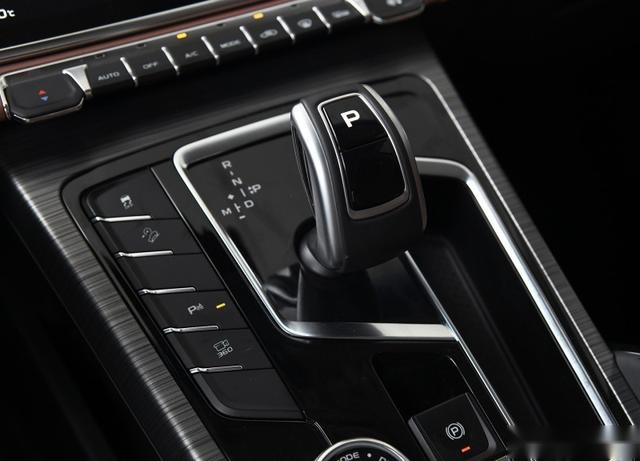 WEY轿跑SUV、博越PRO领衔，成都车展重点新车抢先一览