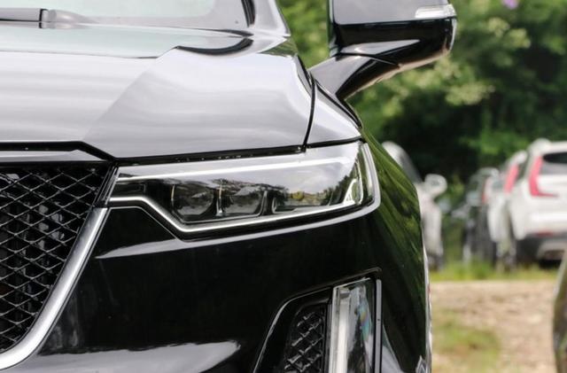 实惠好开的6座豪华SUV，40万出头的凯迪拉克XT6了解下？