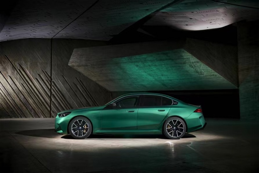 功能为先，驾趣至上 全新BMW M5高性能轿车将于成都演绎“BMW性能