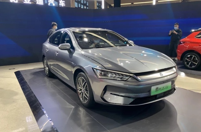 最大续航600km，比亚迪秦PLUS EV这车到底如何？