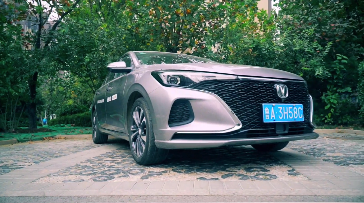 հ˾fُIL݄PLUSôӣһԇ{֮V