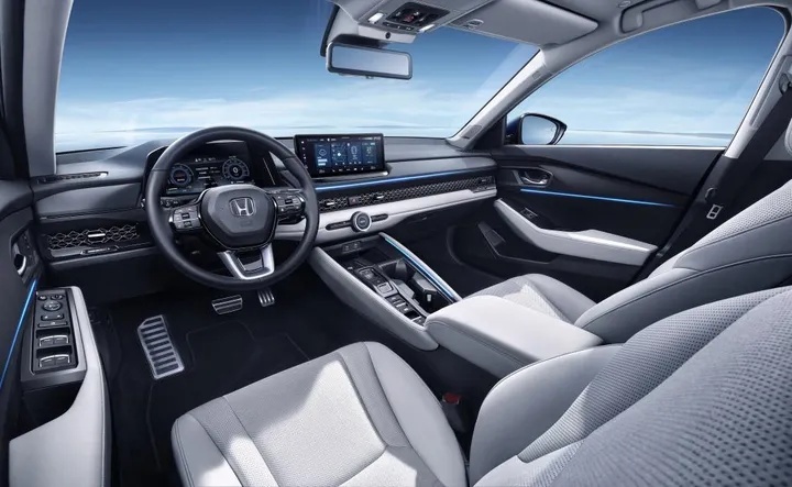 全新雅阁(ALL NEW ACCORD)智电上市，售价17.98-25
