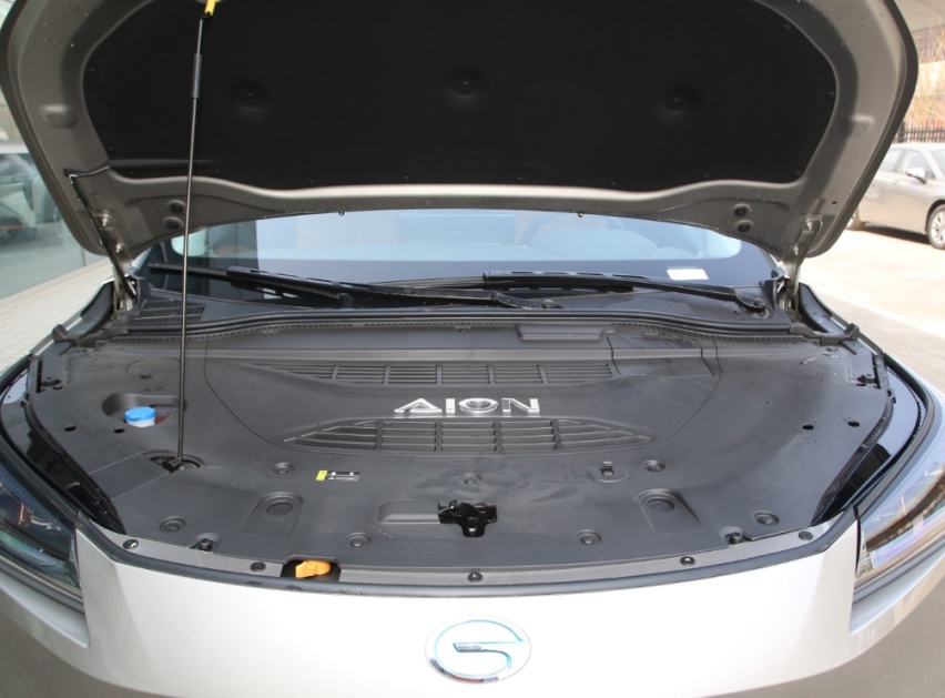 广汽AION LX 80版测评，续航600公里，语音切换驾驶模式很便利