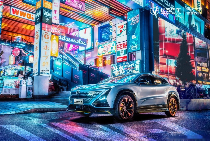 顶配13.89万，2022款UNI-T继续玩个性，能否破局高端？