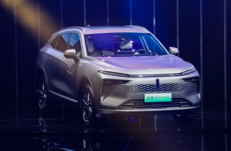 魏牌新摩卡DHT-PHEV「震撼」上市，它能重塑大五座SUV市场格局吗