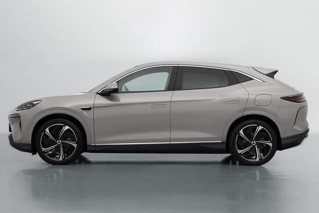接棒特斯拉Model Y？全新腾势N7上市，四款车型哪款更值得入手？
