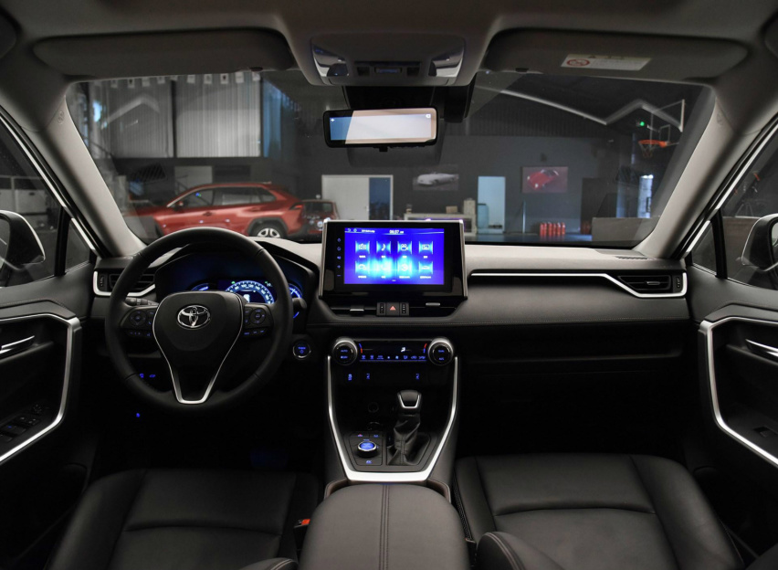 日系紧凑型SUV三剑客：丰田RAV4、本田CR-V、日产奇骏