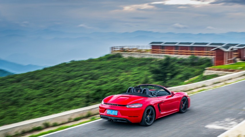 ​梦想并非遥不可及 试驾保时捷718 Boxster S