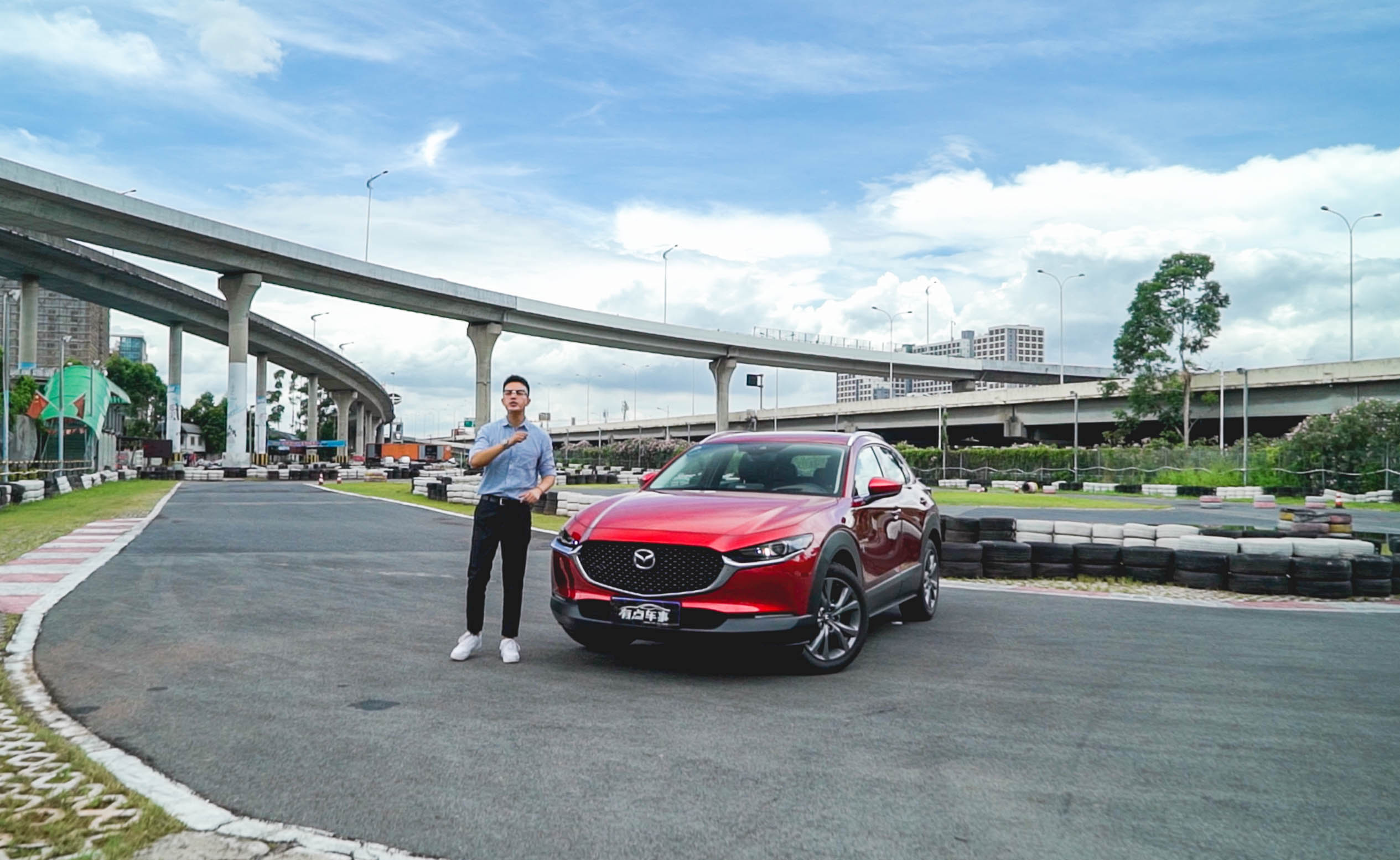 15ȤļSUVԴCX-30Լ