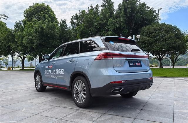别只盯着赛那，10月热门新车轿车、SUV、纯电都有代表